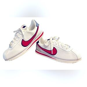 nike cortez sz 6 Boys